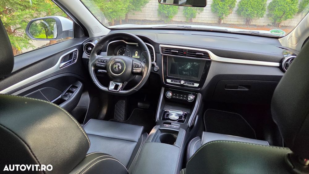 MG ZS EV - 5