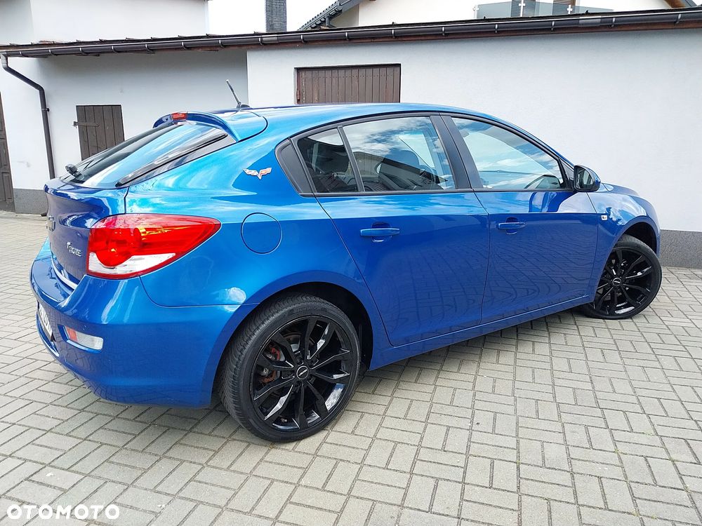 Chevrolet Cruze 1.8 LTZ - 4