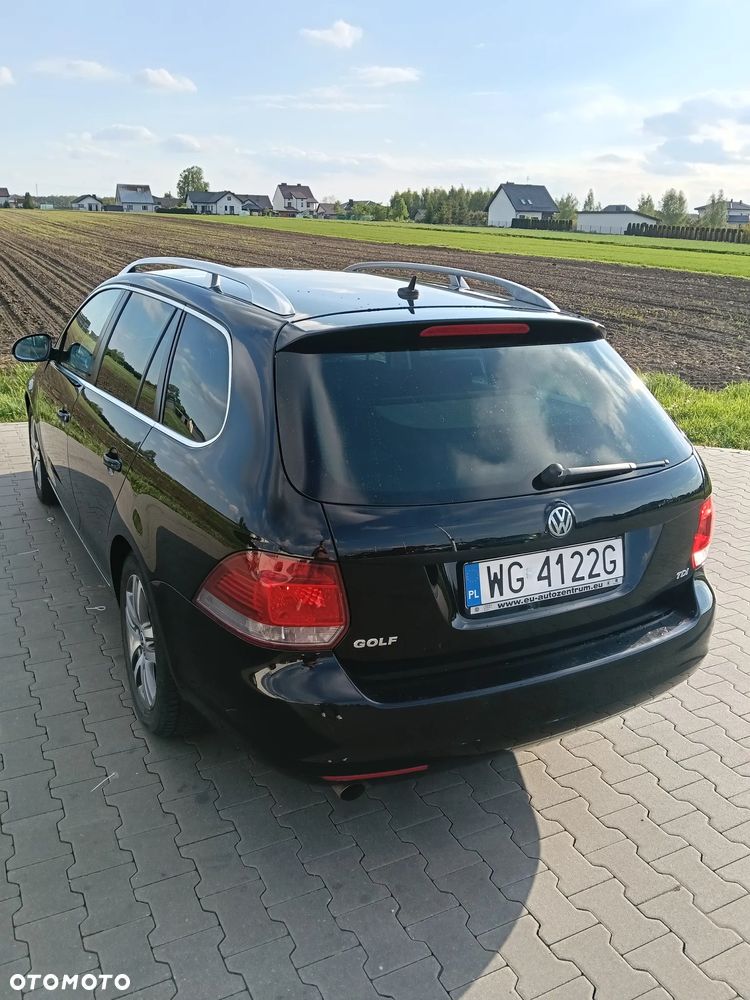 Volkswagen Golf 1.6 TDI DPF Comfortline - 4