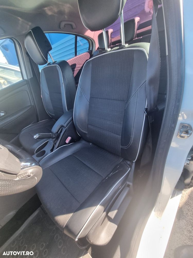 Renault Fluence 1.6 Dynamique - 6