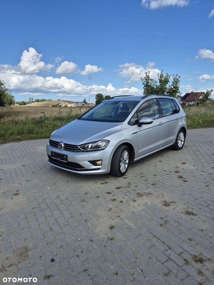 Volkswagen Golf - 2