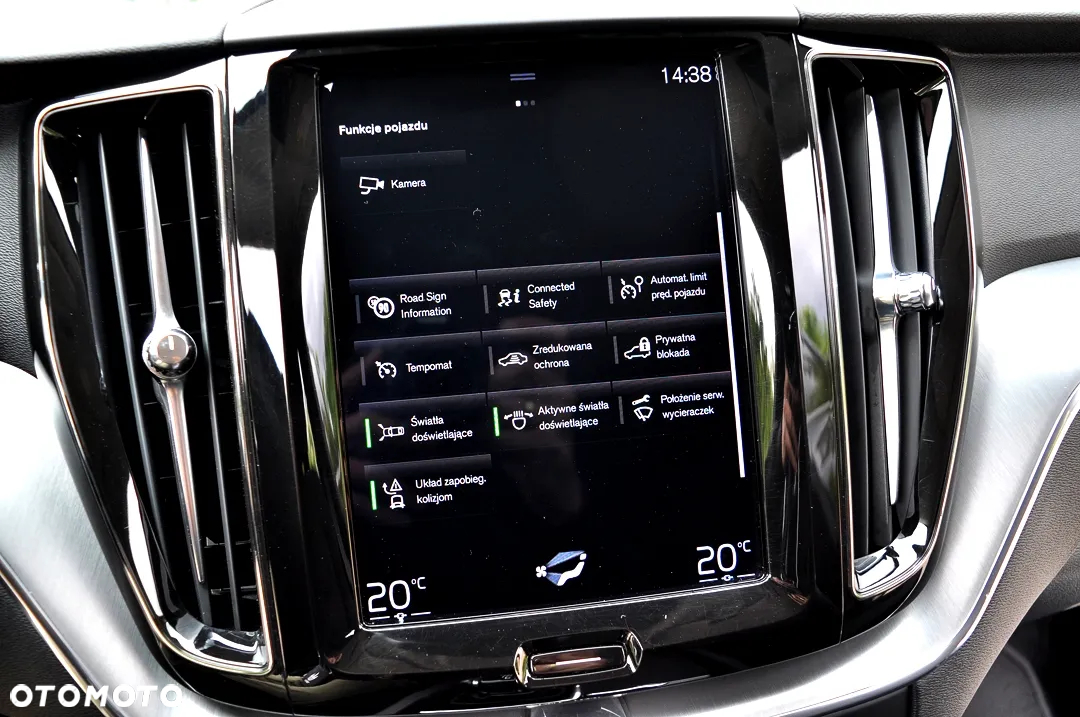 Volvo XC 60 T4 Momentum - 30
