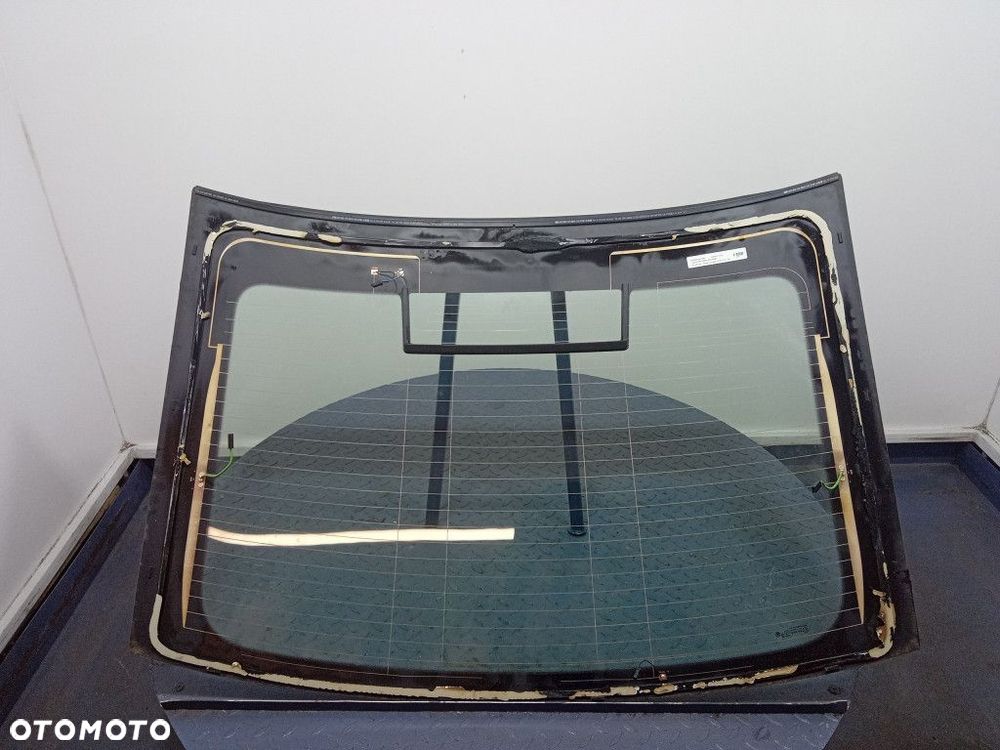 SKODA OCTAVIA IV HB SZYBA TYLNA KLAPY TYŁ 21R 5E6845049 - 2