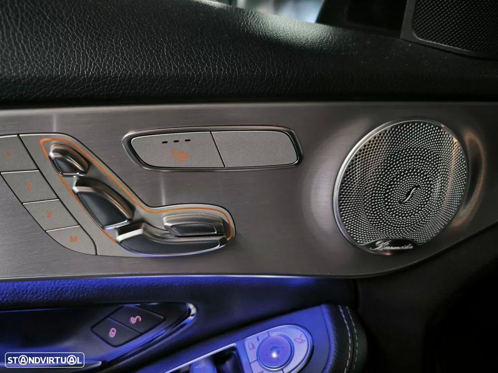 Mercedes-Benz C 300 de AMG Line - 32