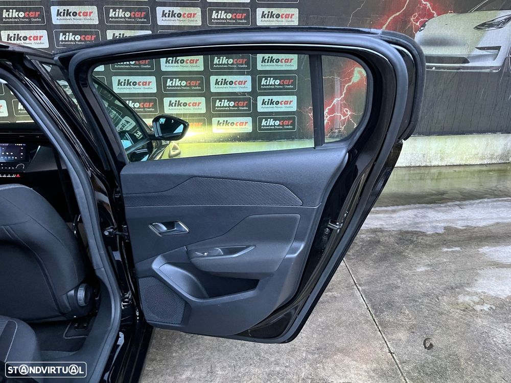 Peugeot 308 1.2 PureTech Active Pack - 43