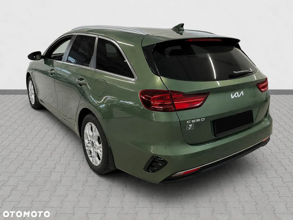 Kia Ceed 1.5 T-GDI M DCT - 4