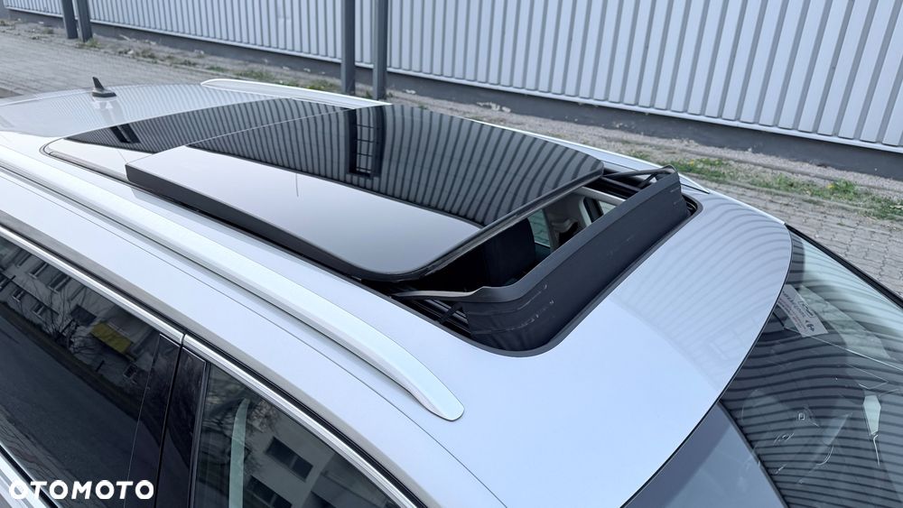 Volkswagen Passat - 22