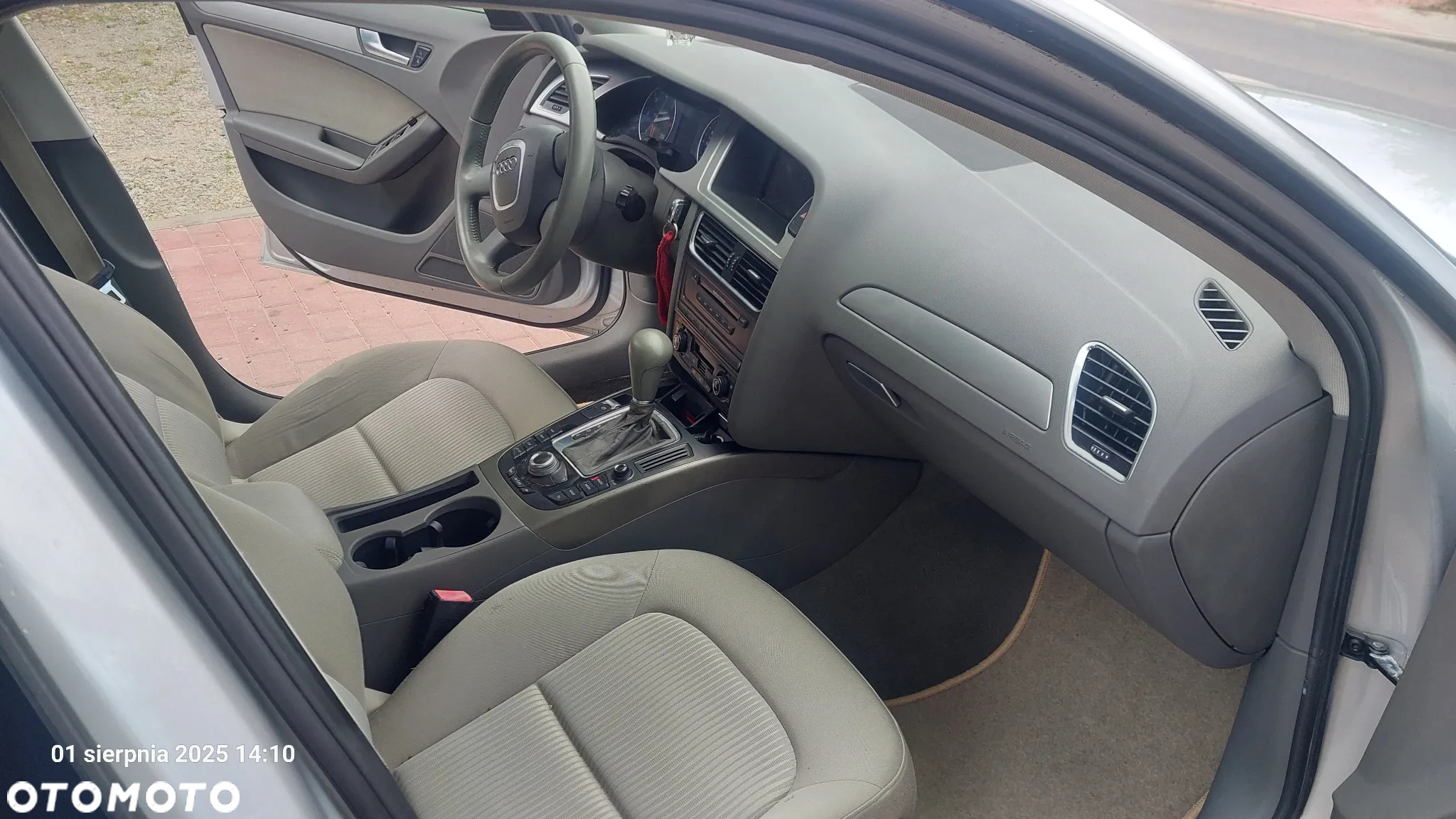 Audi A4 2.0 TDI DPF multitronic Ambiente - 14