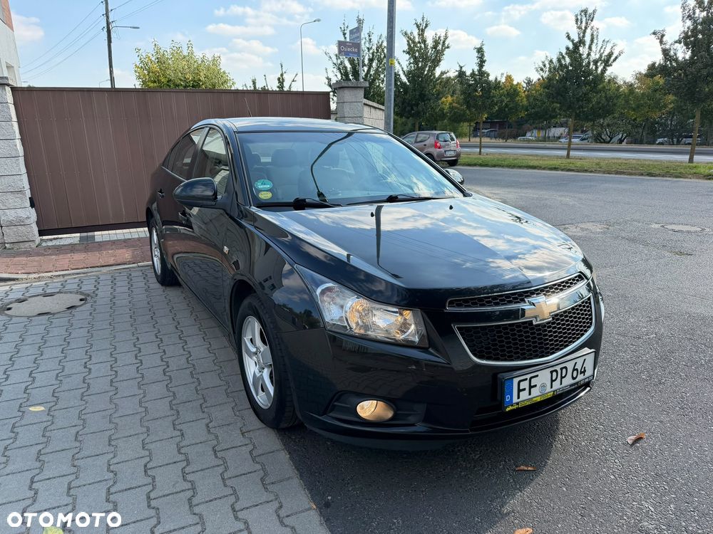 Chevrolet Cruze 1.6 - 21