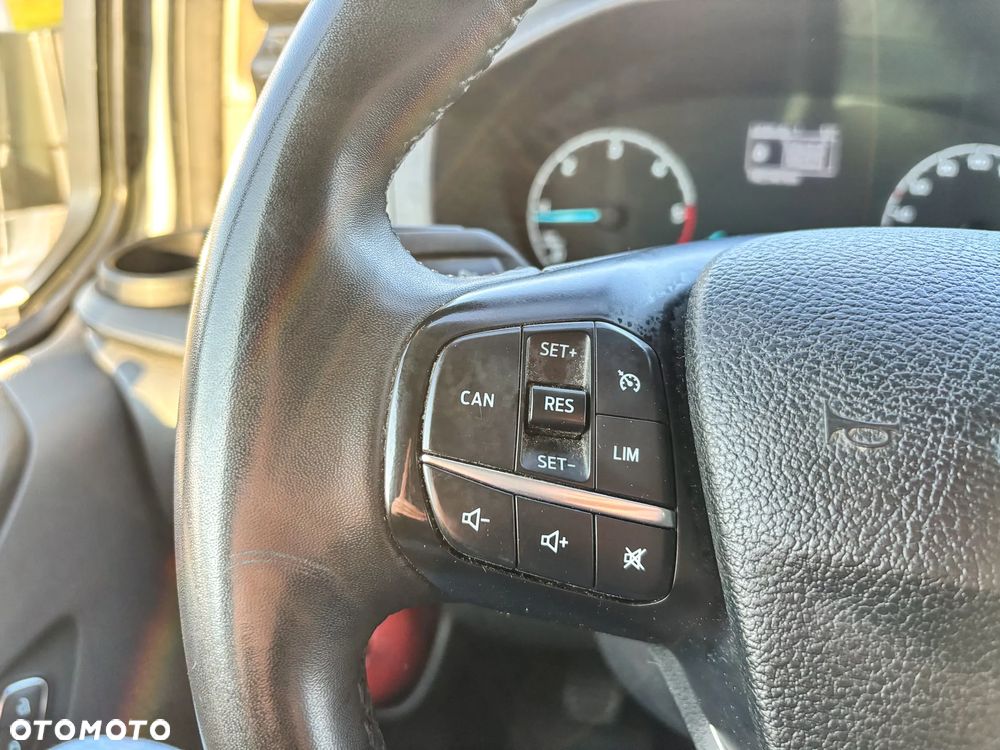 Ford Transit Custom Kombi-Van 340 L2H1 Trend - 17