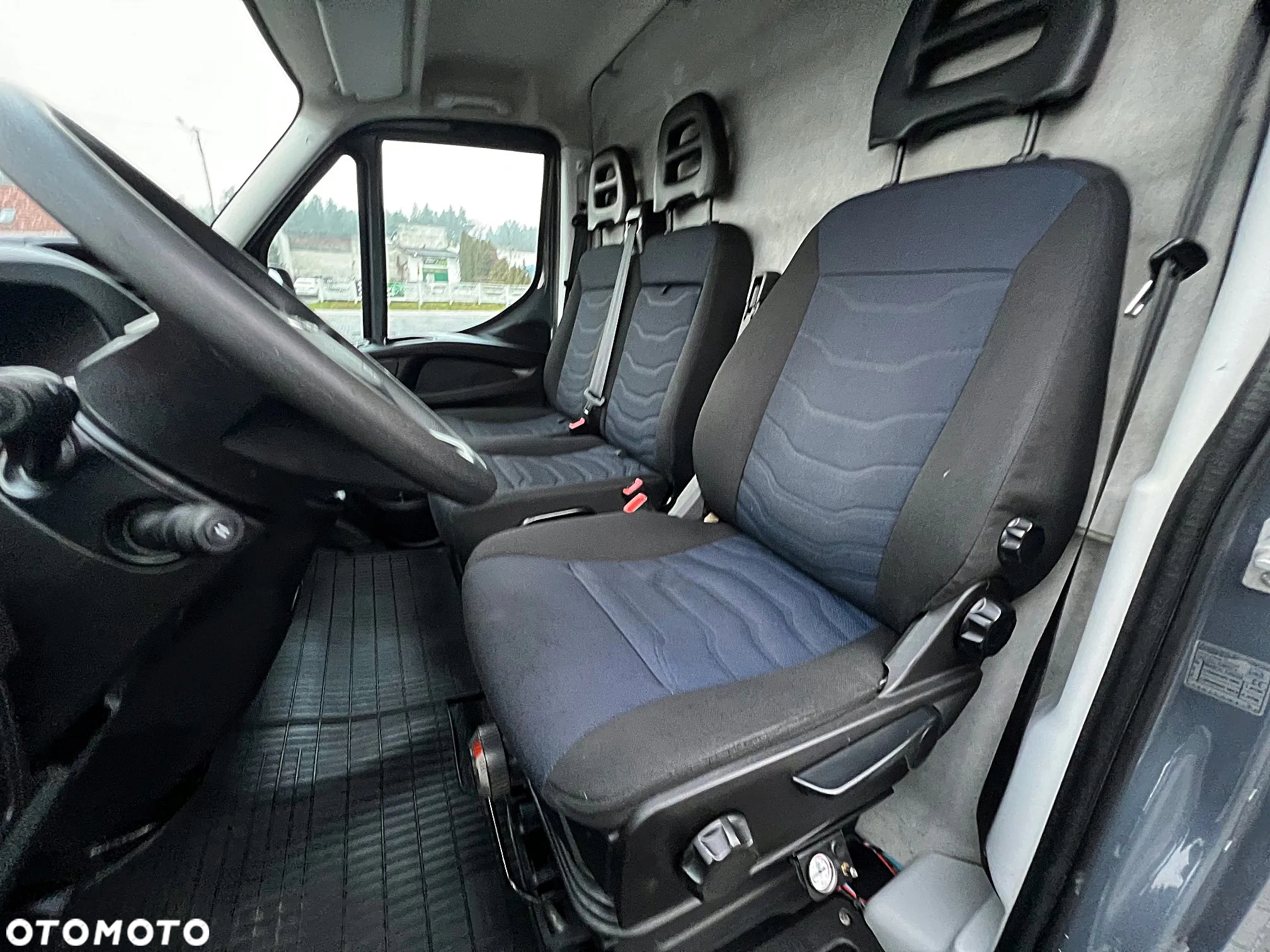 Iveco Daily 35S15 3.0 L3H2 Blaszak Furgon Salon PL - 7