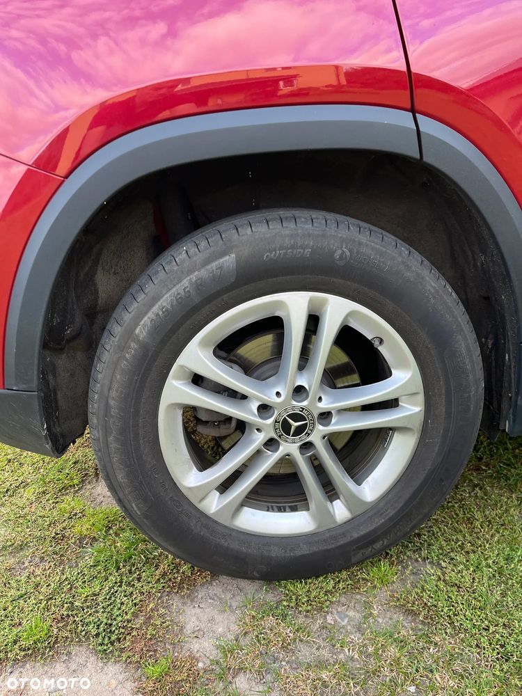 Mercedes-Benz GLA 200 d 4-Matic Edition 1 - 6
