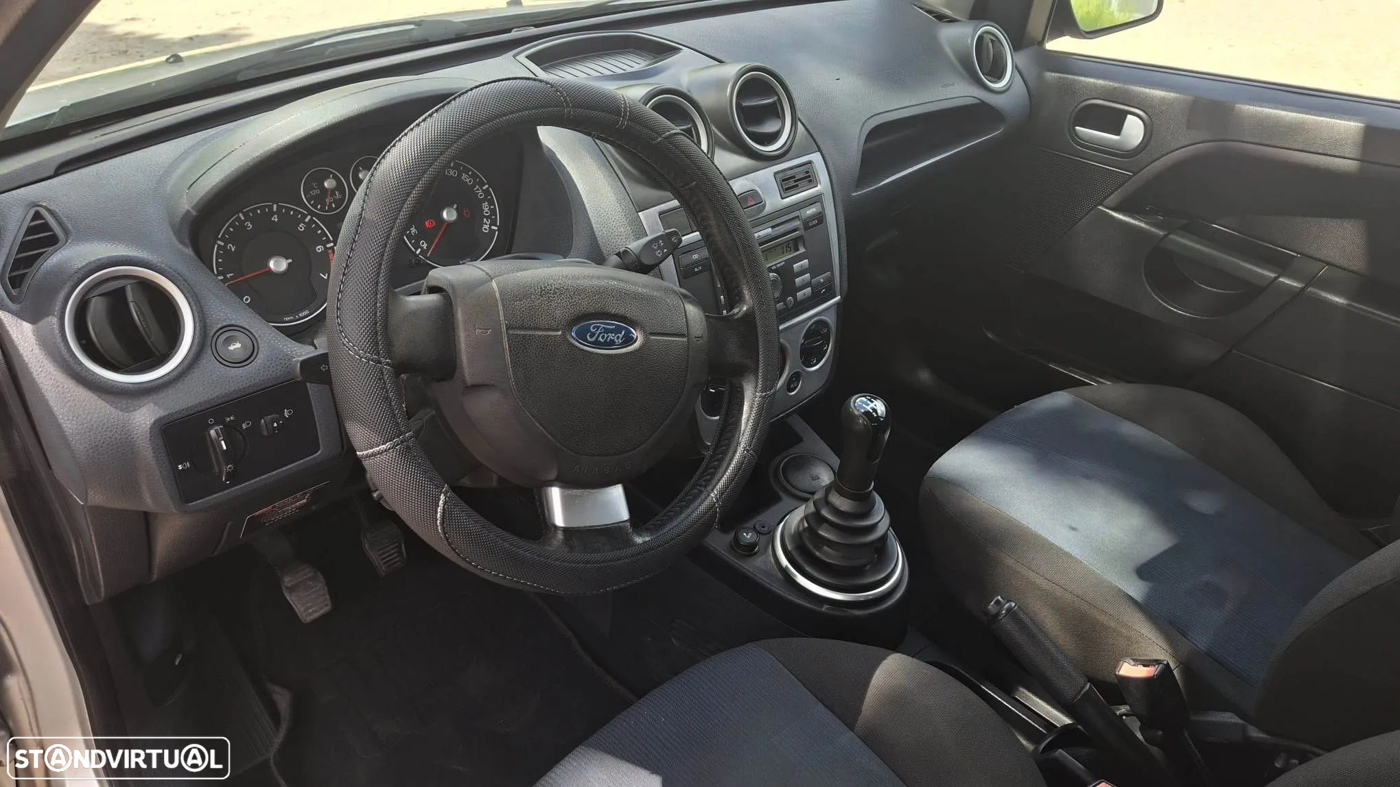 Ford Fiesta 1.25 First Edition - 4