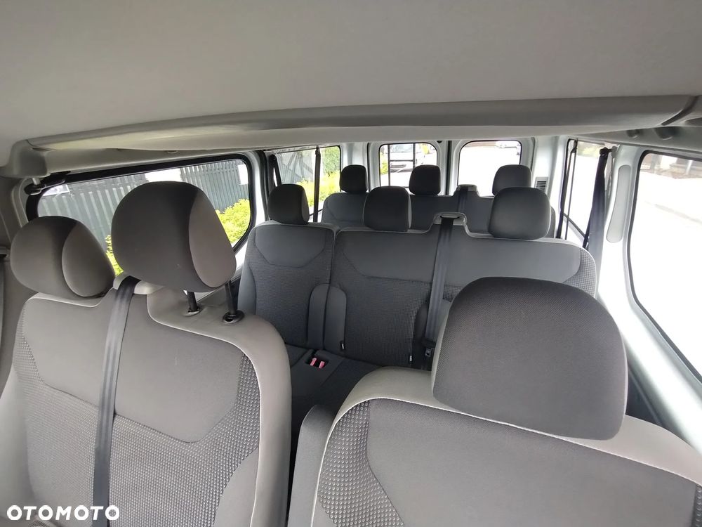 Opel Vivaro L2H1 2.9t - 8