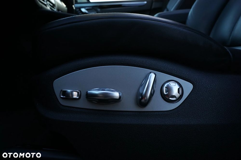 Porsche Macan Standard - 16