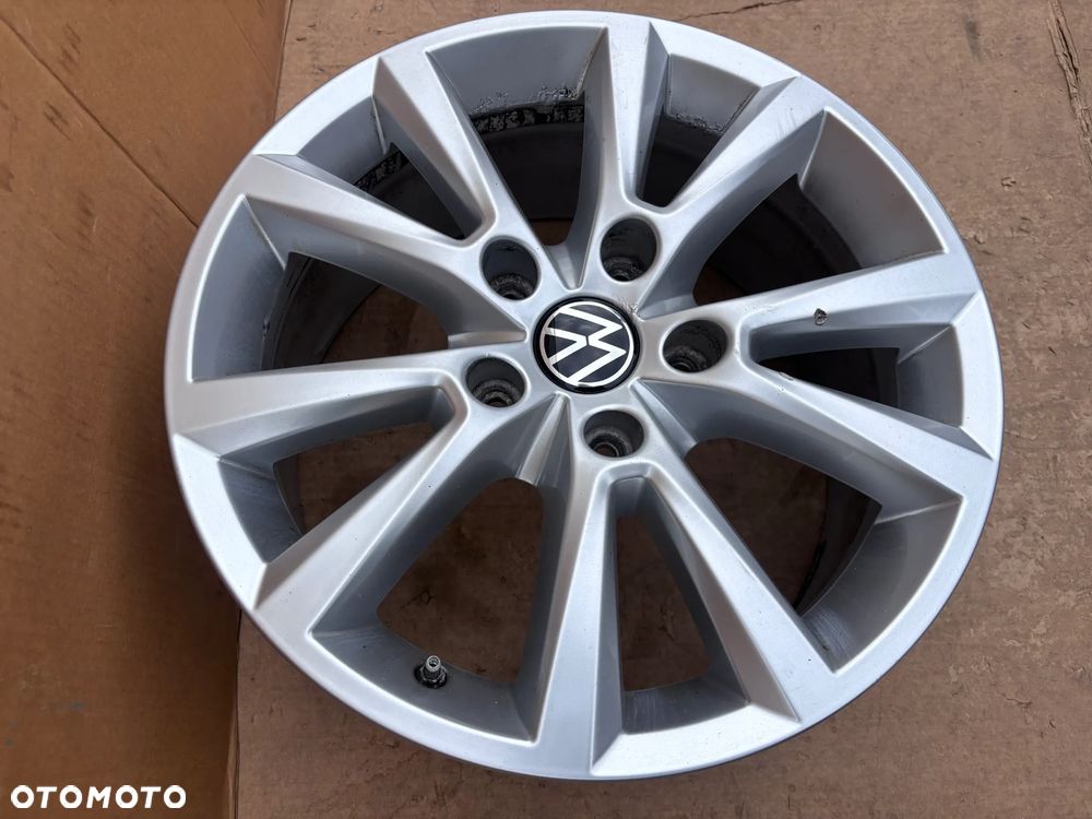 VW Touareg II Oryginalna Felga Aluminiowa 8J 18 ET53 7P 7P6 7P6601025C 5x130 8 18" - 2
