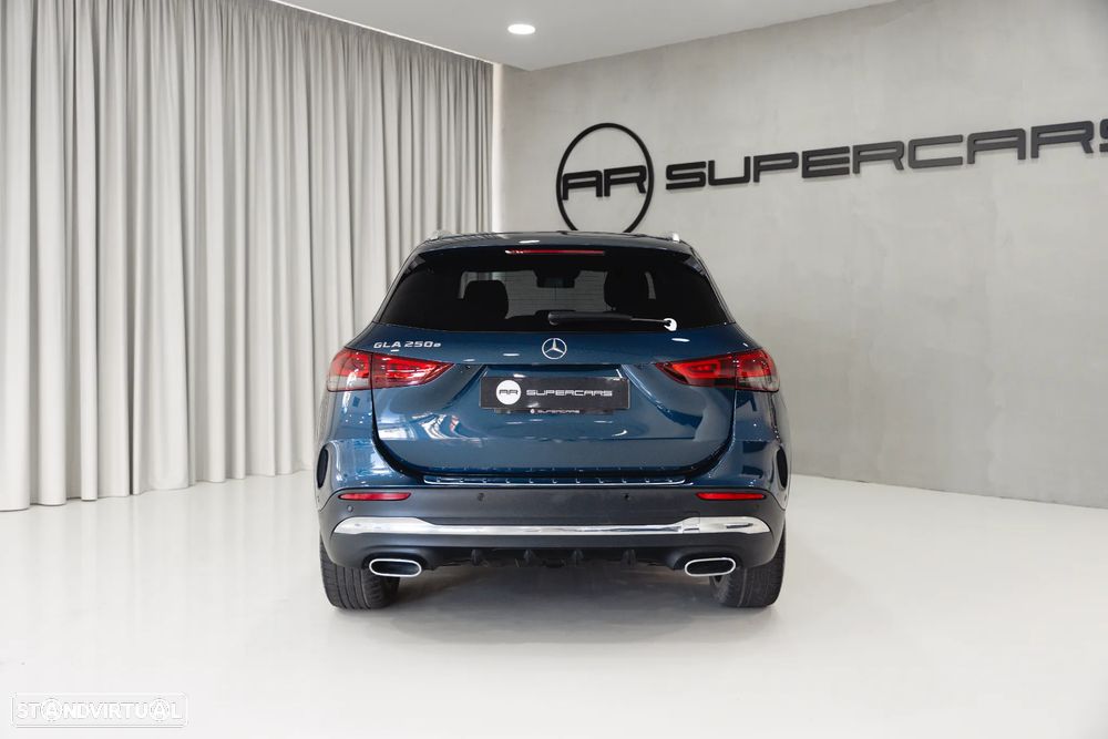 Mercedes-Benz GLA 250 e 8G-DCT AMG Line - 14