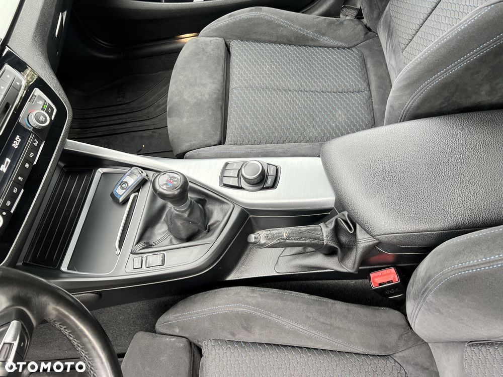 BMW Seria 1 118i M Sport Shadow - 20