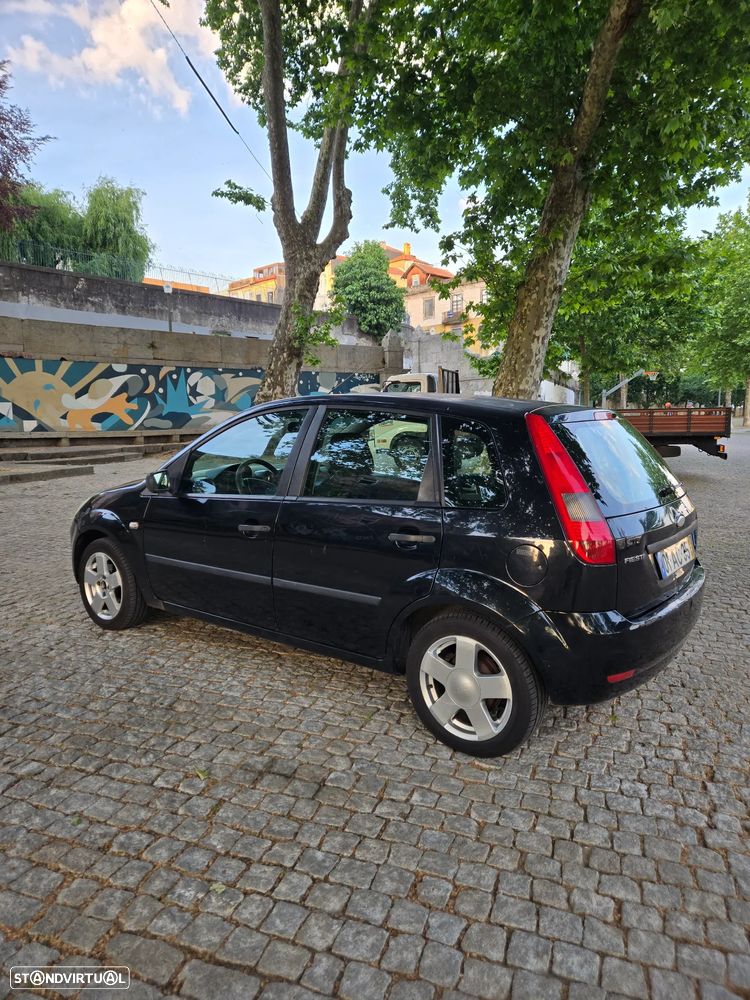 Ford Fiesta 1.25 Trend - 2