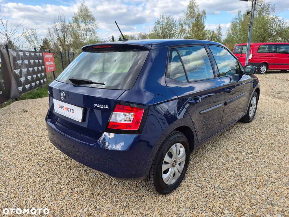 Skoda Fabia - 18
