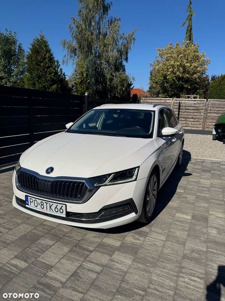 Skoda Octavia 2021 photo 2