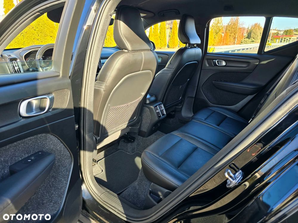 Volvo XC 40 T4 R-Design - 20