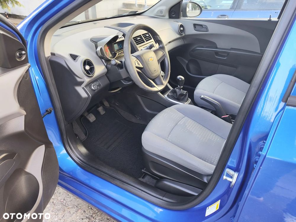 Chevrolet Aveo 1.2 LT - 5