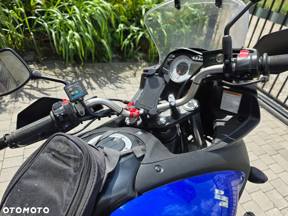Suzuki V-STROM - 6