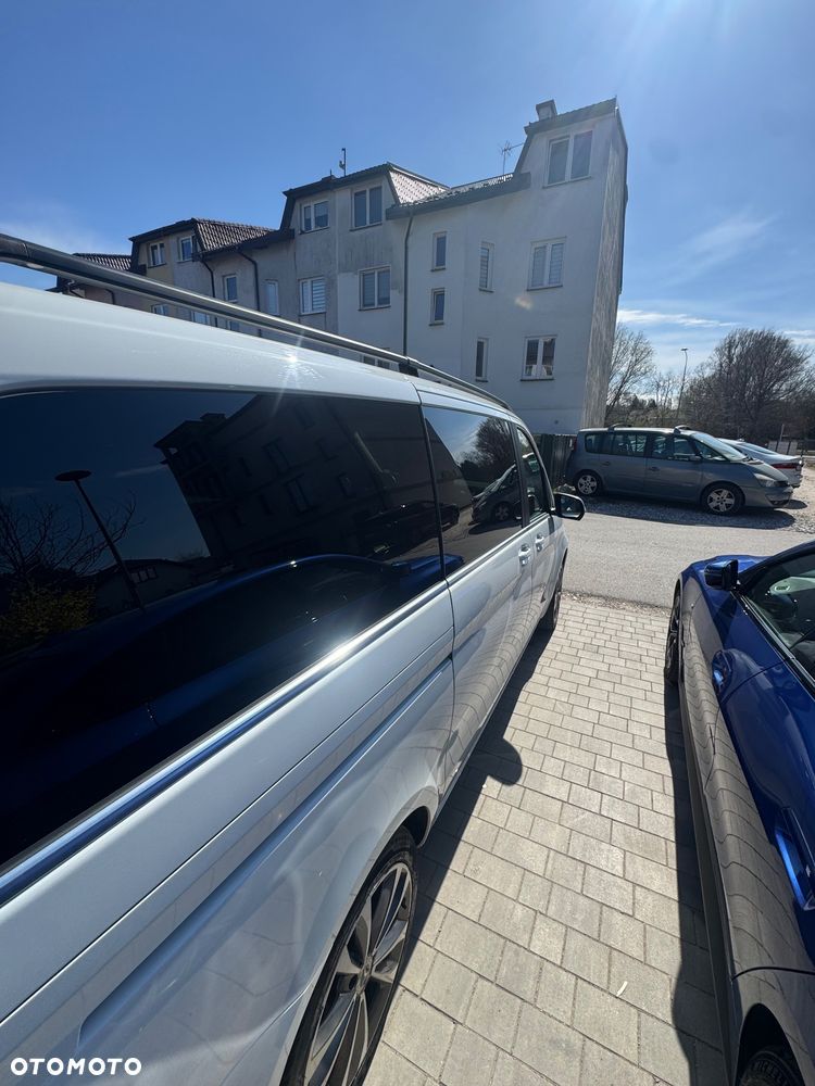 Mercedes-Benz Klasa V 300 d 4-Matic Avantgarde 9G-Tronic (d³ugi) - 19