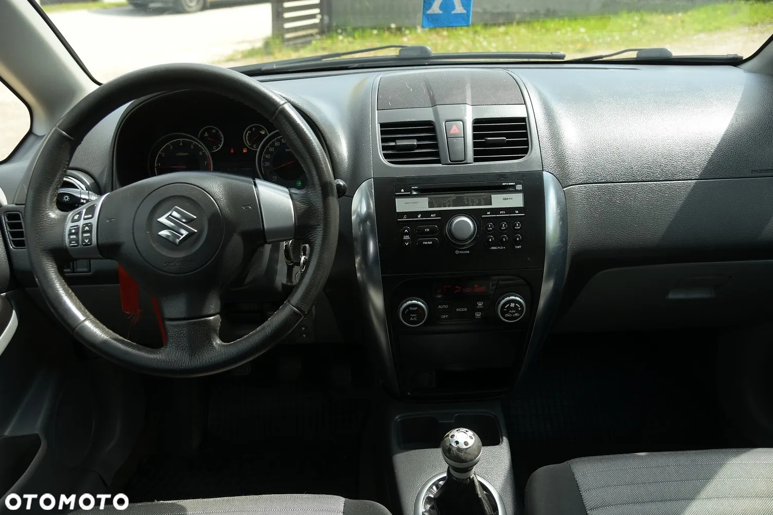 Suzuki SX4 - 24