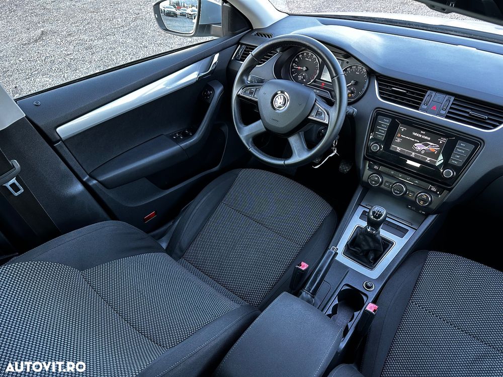 Skoda Octavia 1.6 TDI Business - 16