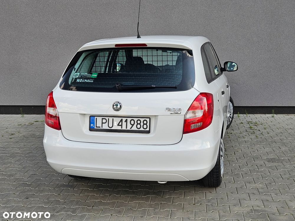 Skoda Fabia - 22