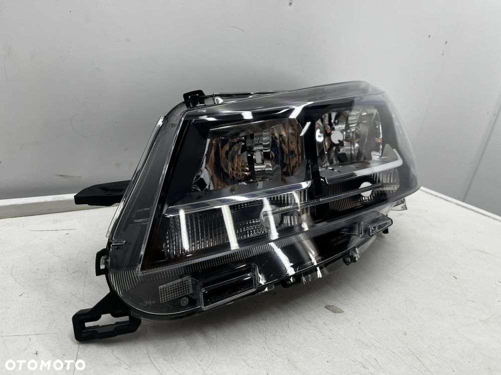 Lampa reflektor Toyota ProAce Expert Jumpy Scudo Ulysse Vivaro C Life 23r.- LIFT EU lewa przednia Eu - 2