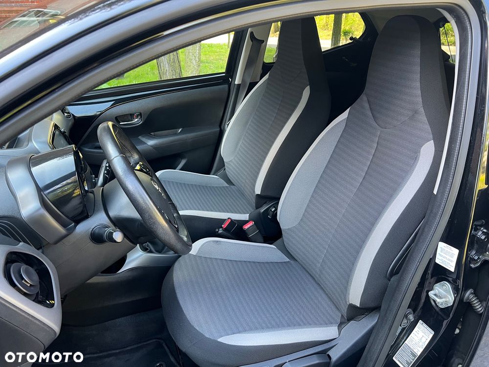 Toyota Aygo x-business - 7