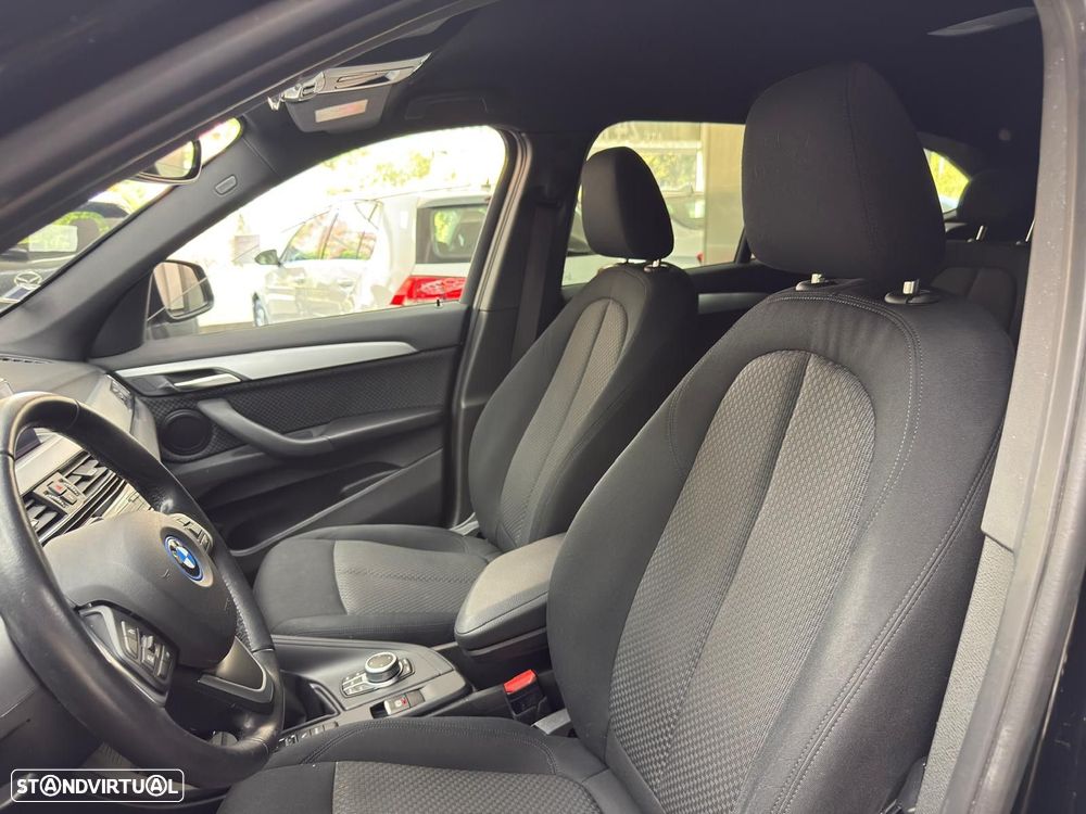 BMW X1 25 e xDrive Line Sport - 40