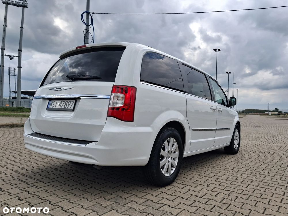 Chrysler Town & Country 3.6 Touring - 12