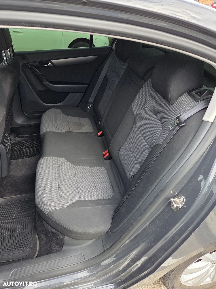 Volkswagen Passat 2.0 TDI BlueMotion Technology Highline - 10