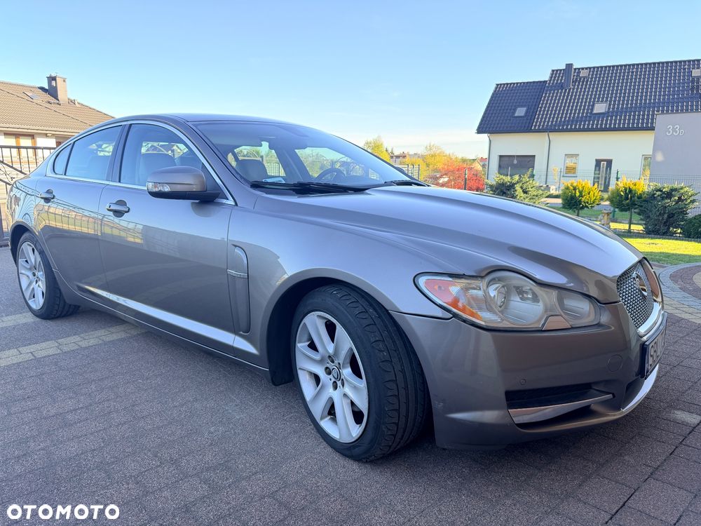 Jaguar XF 2.7 V6 Premium Luxury - 5