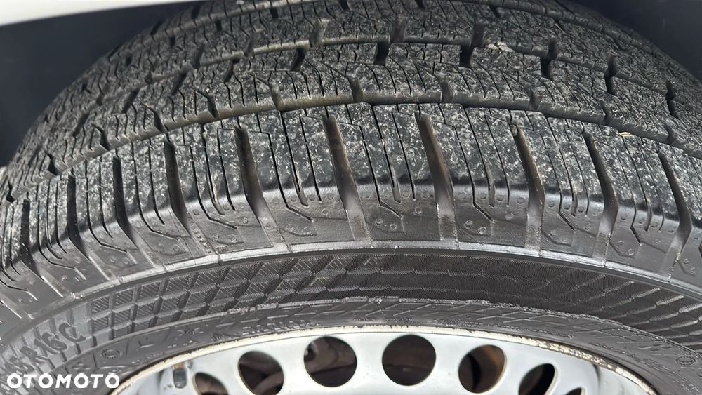 Volkswagen Transporter - 32