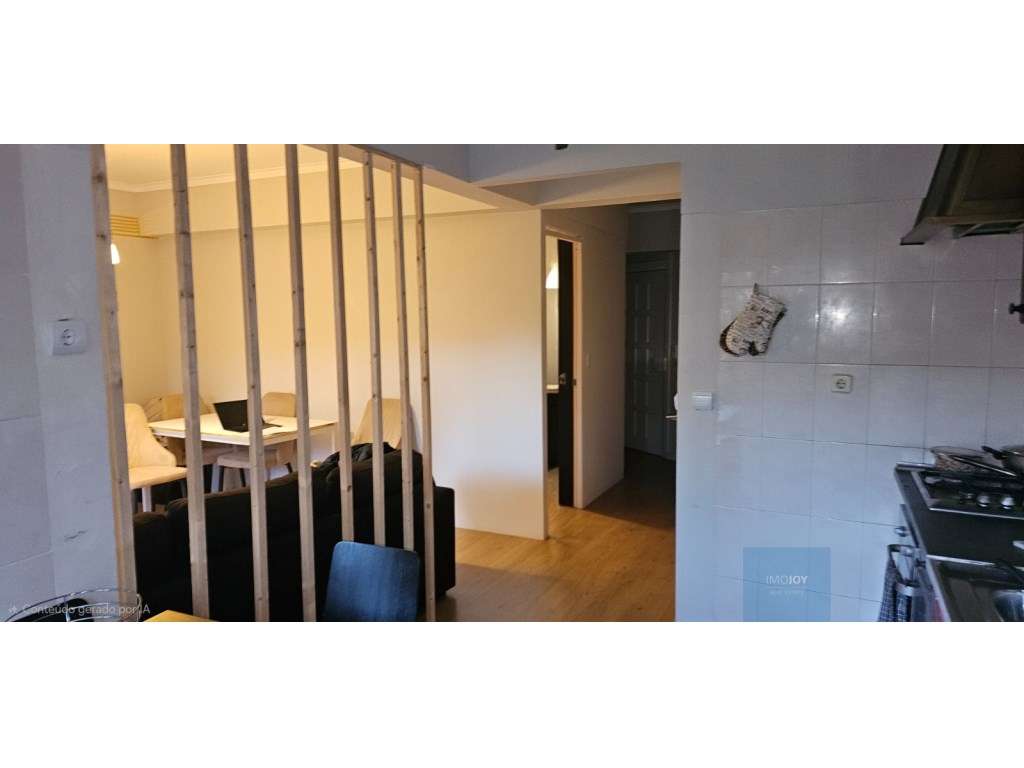 Apartamento T1+1 em Rio de Mouro - Grande imagem: 4/18