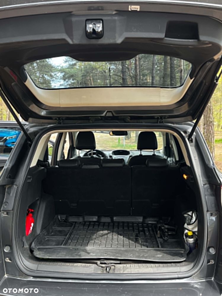Ford Escape - 7
