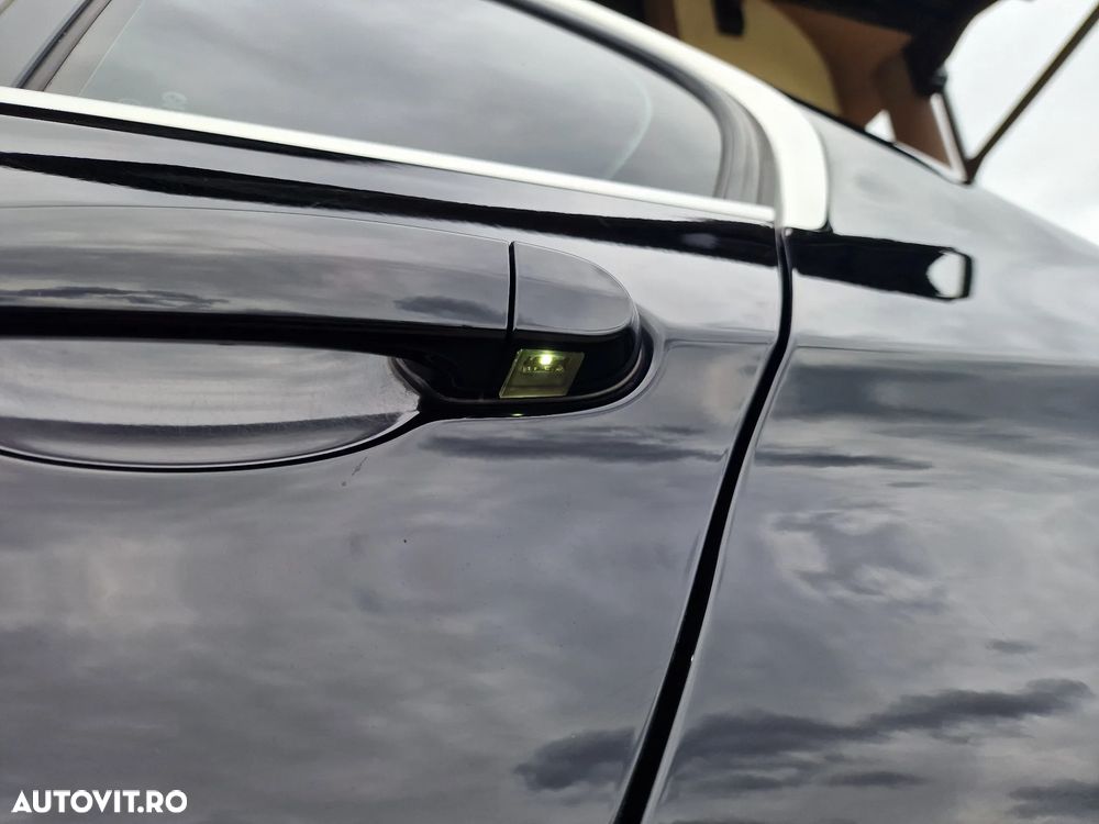 BMW Seria 3 320d Aut. Efficient Dynamics Edition Blue Perf. Luxury Line - 31