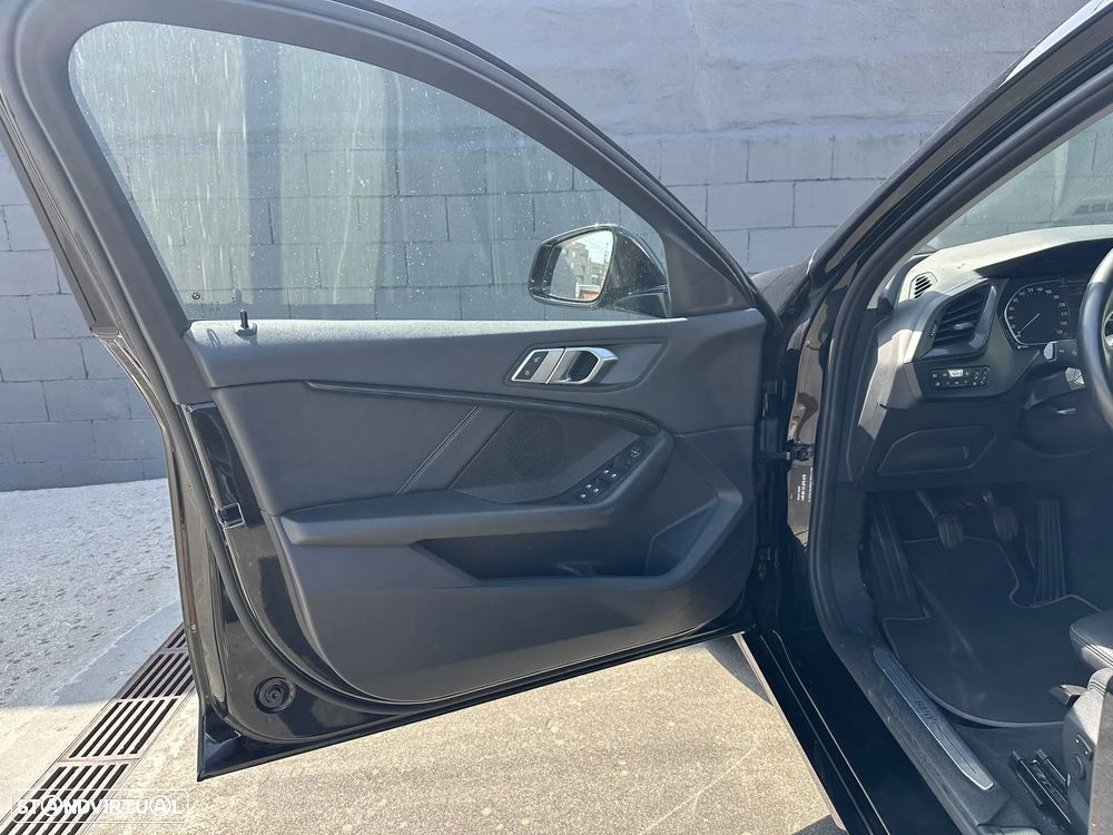 BMW 116 d Sport Line - 21