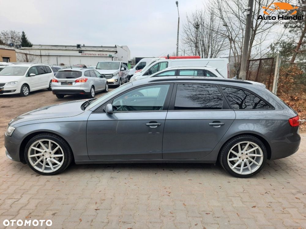 Audi A4 Avant - 10