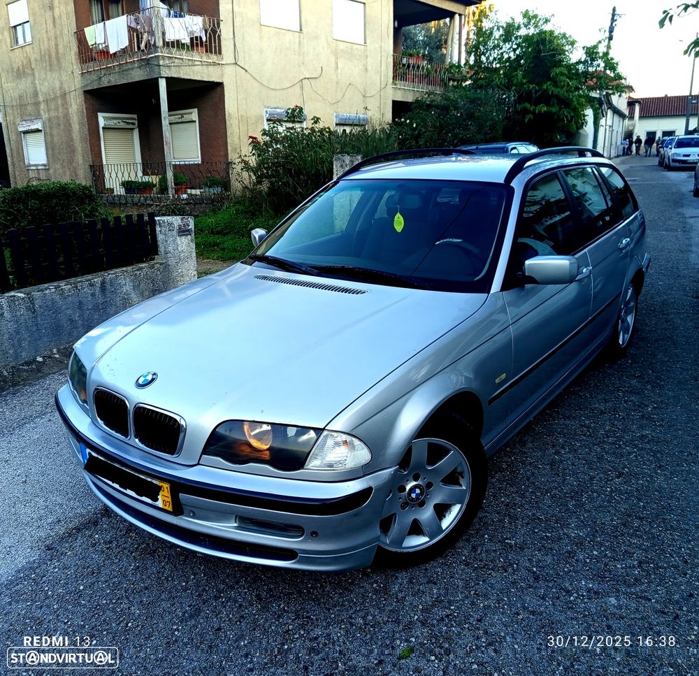 BMW 320 d Touring - 2