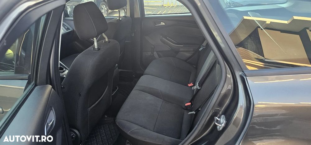 Ford Focus 1.0 EcoBoost Titanium - 17