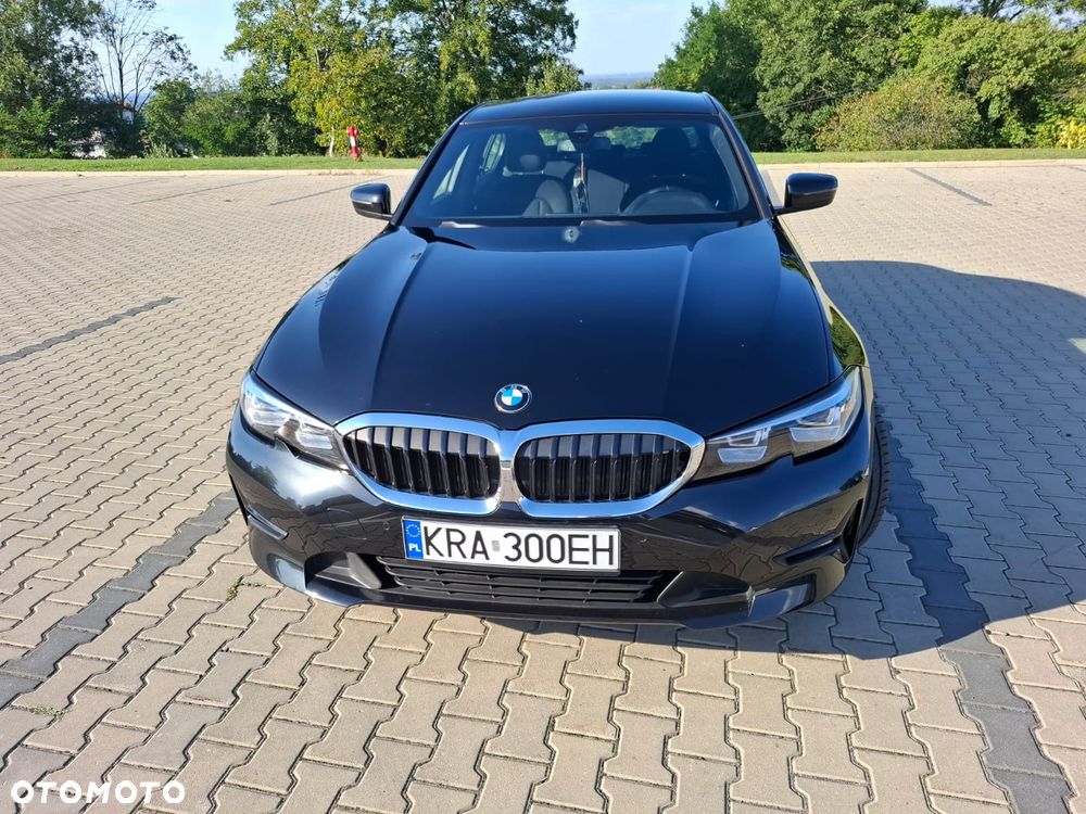 BMW Seria 3 320d mHEV - 5