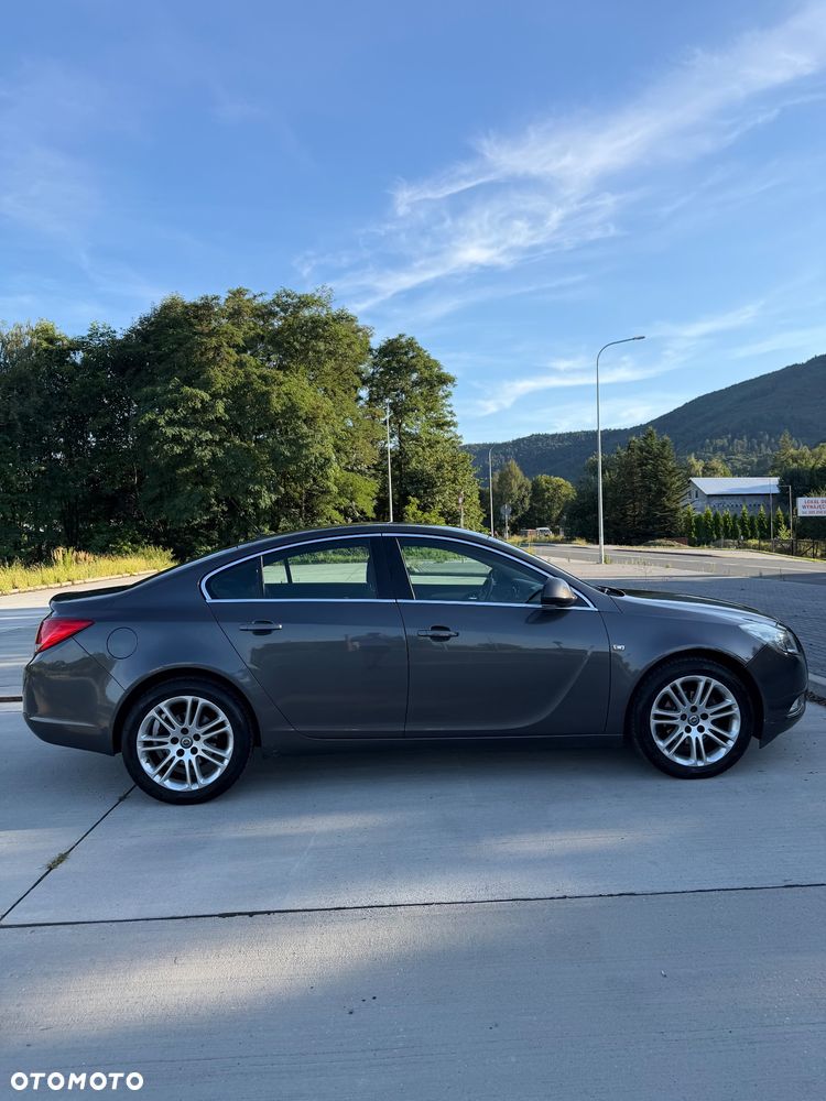 Opel Insignia 1.8 - 4