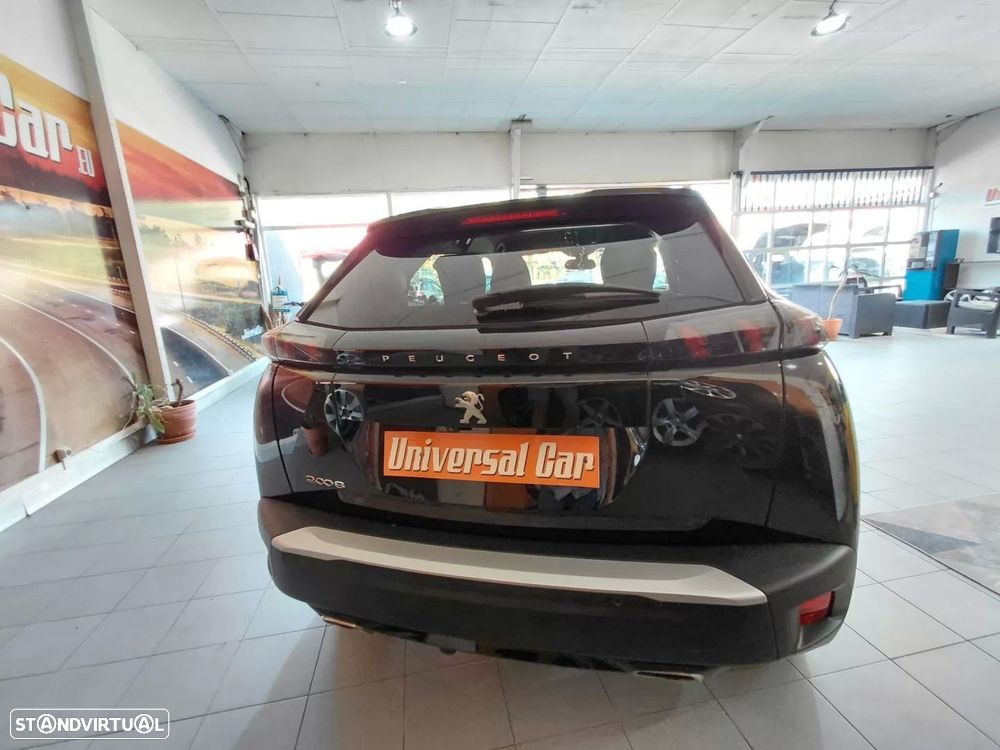 Peugeot 2008 2021 photo 4