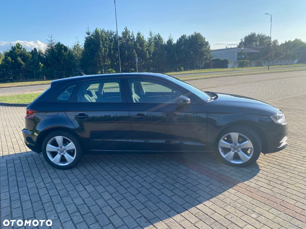 Audi A3 Sportback - 5